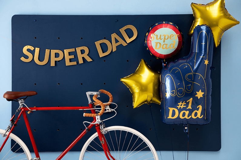Super Dad Balloon – Hero-Themed Father's Day
